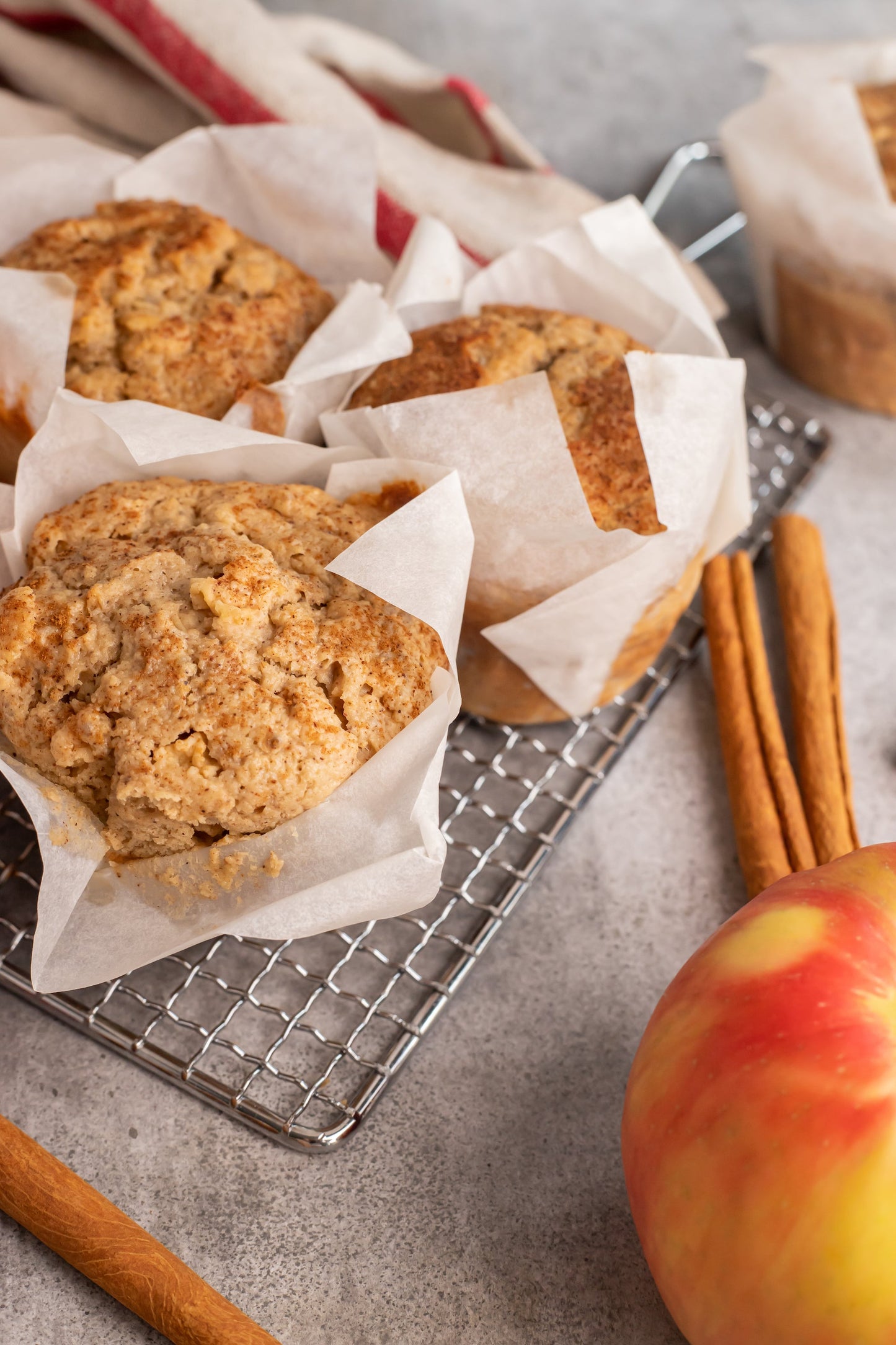 Organic Apple with Cinnamon Muffin (gf oat flour)